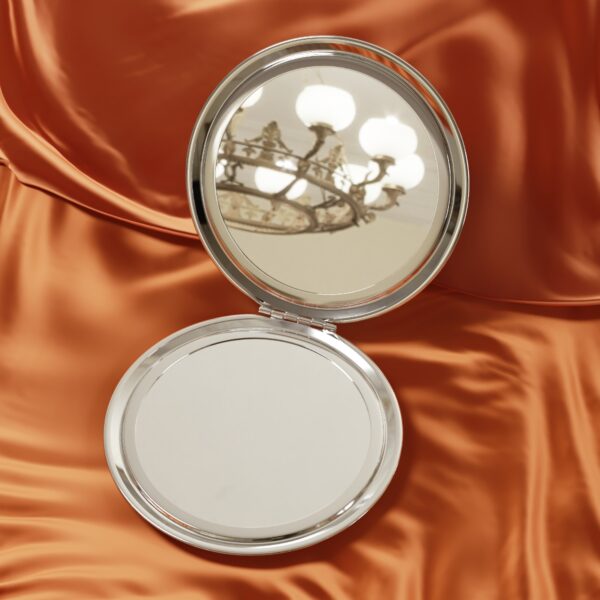Compact Travel Mirror - Image 5